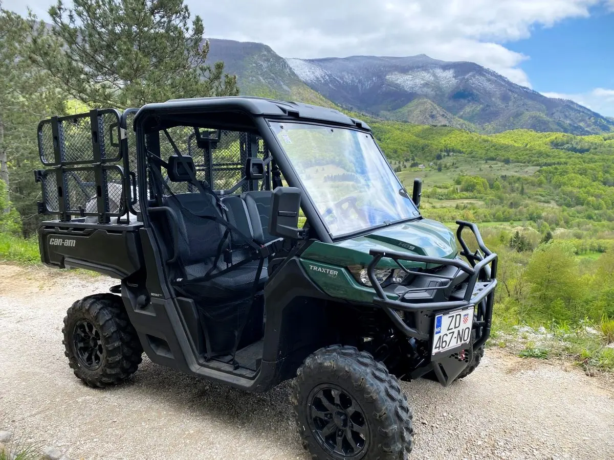 Terenska vozila za logistiku na pašnjacima